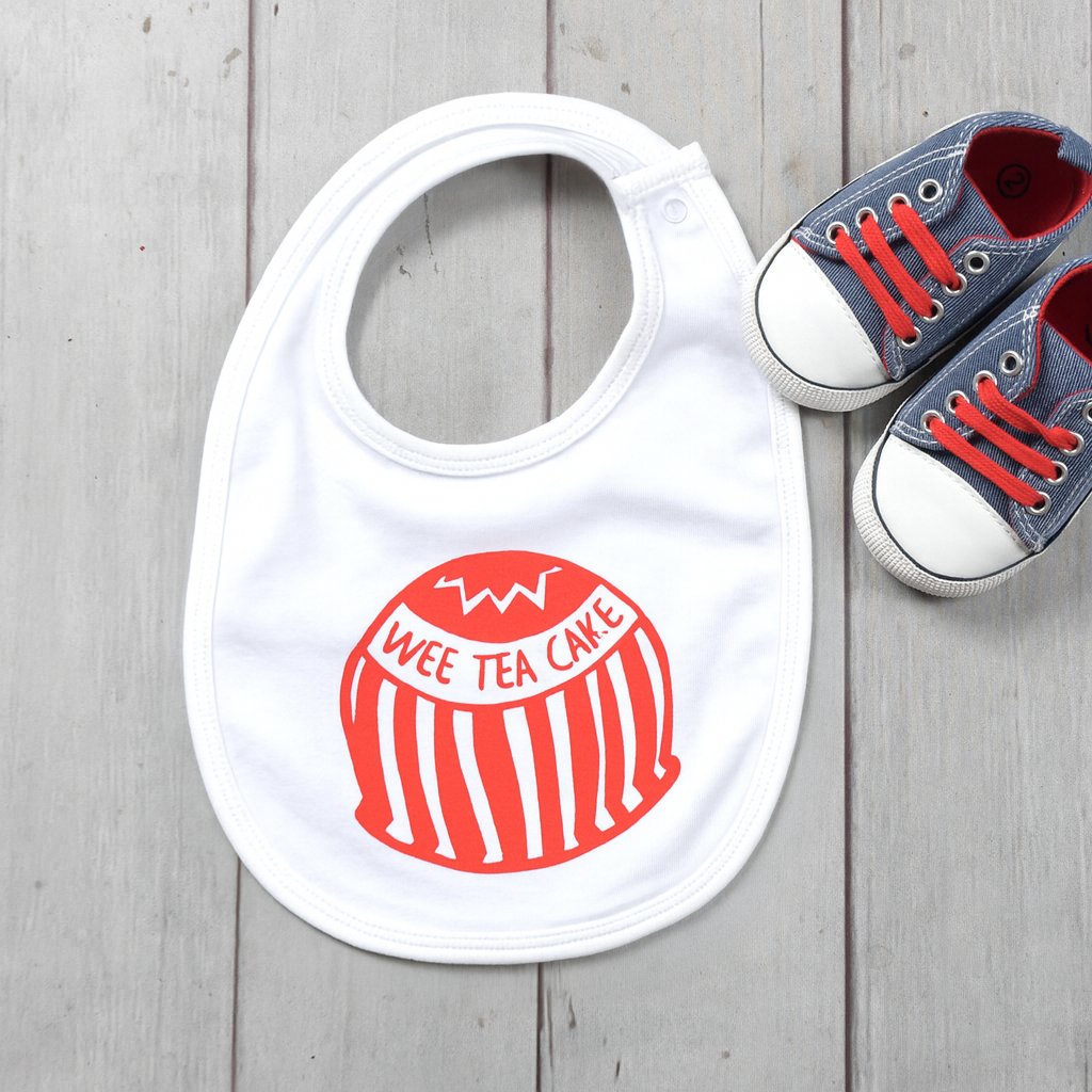 Wee Tea Cake Organic Cotton Bib